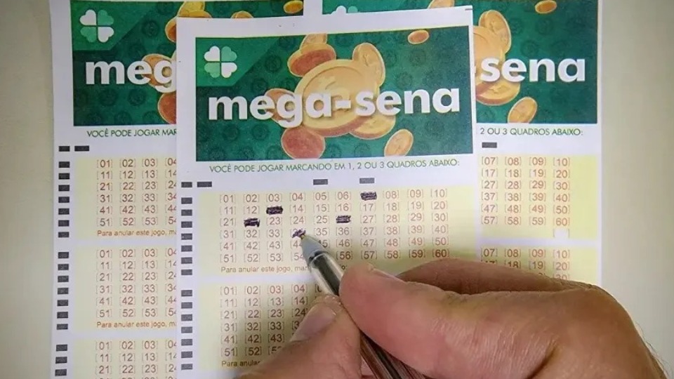 Mega-Sena acumula novamente e pagará prêmio de R$ 110 milhões no próximo sorteio mega-sena-acumula-novamente-e-pagara-premio-de-r$-110-milhoes-no-proximo-sorteio