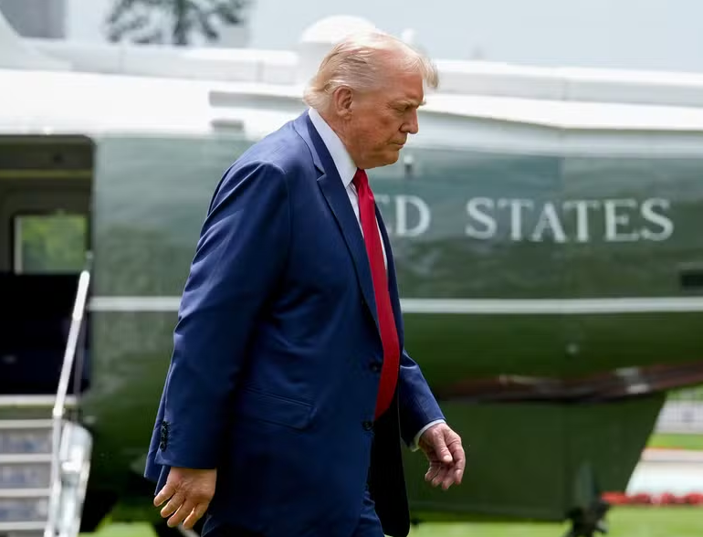 Trump diz que responderá com ‘força total’ caso Irã ataque os EUA: ‘Níveis nunca antes vistos’ trump-diz-que-respondera-com-‘forca-total’-caso-ira-ataque-os-eua:-‘niveis-nunca-antes-vistos’