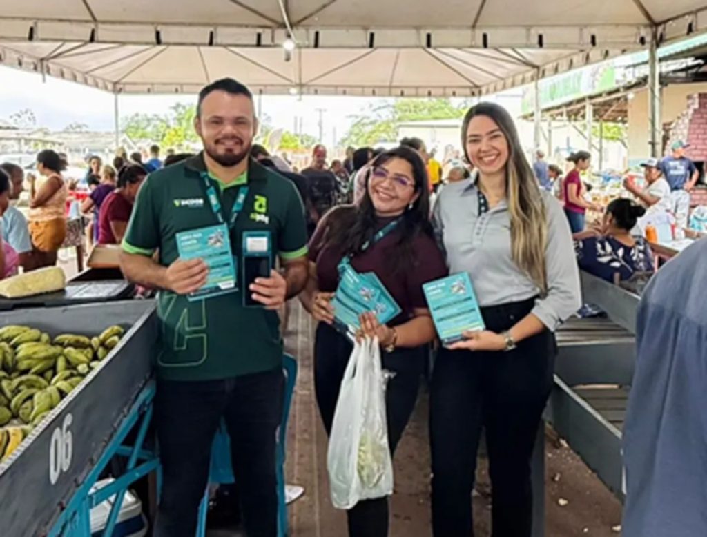sicoob-amazonia-fortalece-presenca-em-rorainopolis-com-acao-na-feira-de-rua-amazon-dalva