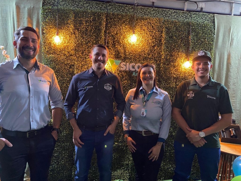 sicoob-amazonia-participa-da-4a-feira-arteagro-em-buritis