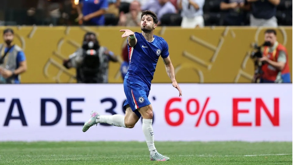 Beijo e briga: partida entre Chelsea e LA FC tem confusão entre astros beijo-e-briga:-partida-entre-chelsea-e-la-fc-tem-confusao-entre-astros