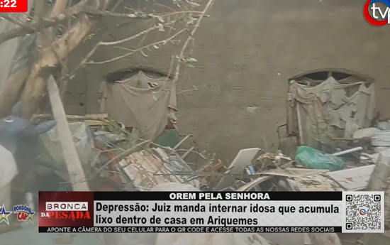 Depressão: Juiz manda internar idosa que acumula lixo dentro de casa em Ariquemes depressao:-juiz-manda-internar-idosa-que-acumula-lixo-dentro-de-casa-em-ariquemes