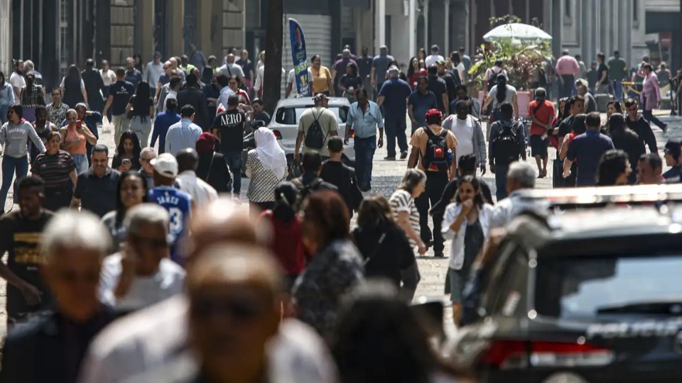 Contratação pública terá 8% de vagas para mulher vítima de violência contratacao-publica-tera-8%-de-vagas-para-mulher-vitima-de-violencia
