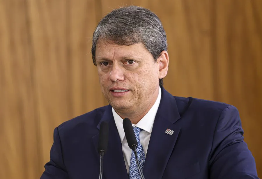 Tarcísio descarta candidatura presidencial sem apoio de Bolsonaro tarcisio-descarta-candidatura-presidencial-sem-apoio-de-bolsonaro
