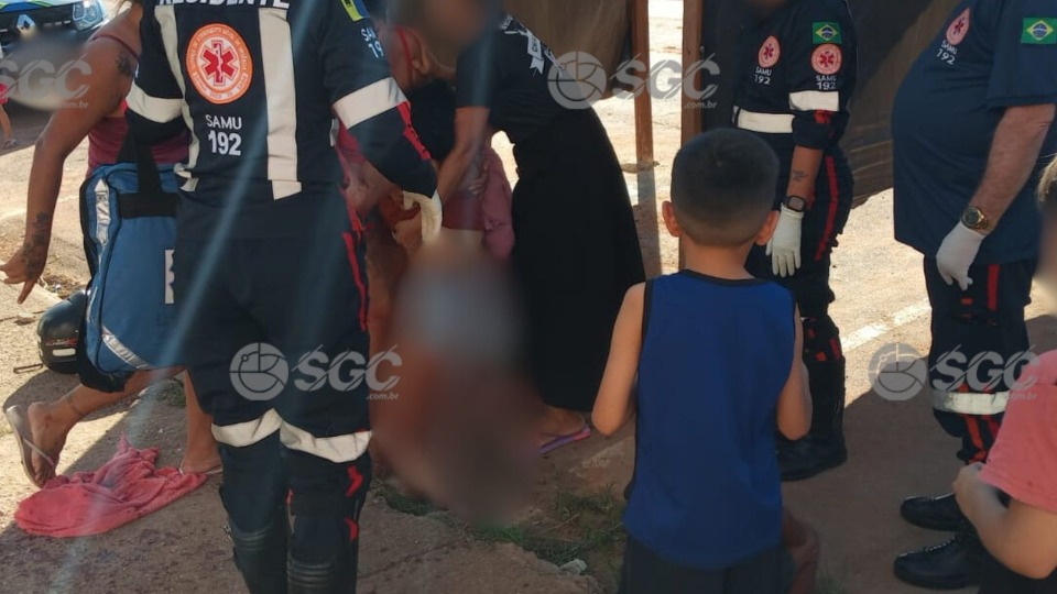 Mulher é esfaqueada durante briga no bairro Socialista em Porto Velho mulher-e-esfaqueada-durante-briga-no-bairro-socialista-em-porto-velho