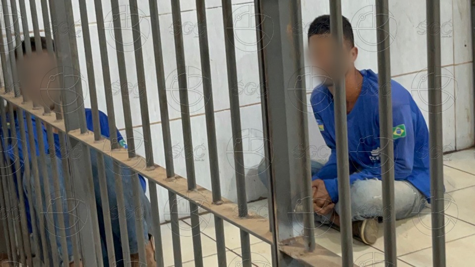 Jovens são presos com droga escondida na cueca durante abordagem na BR-364 jovens-sao-presos-com-droga-escondida-na-cueca-durante-abordagem-na-br-364