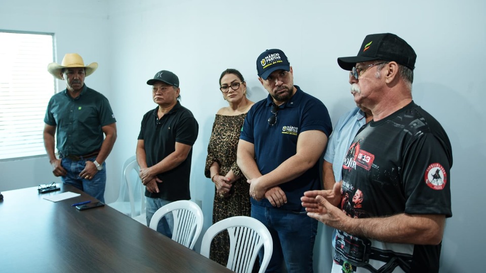 Cavalgada da Expojipa 2025 marca abertura da feira com tradição, festa e novidades cavalgada-da-expojipa-2025-marca-abertura-da-feira-com-tradicao,-festa-e-novidades