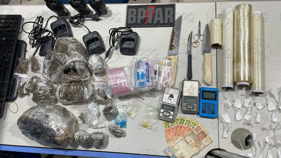 Casal é preso por tráfico e uso de carro roubado durante operação policial em Porto Velho casal-e-preso-por-trafico-e-uso-de-carro-roubado-durante-operacao-policial-em-porto-velho