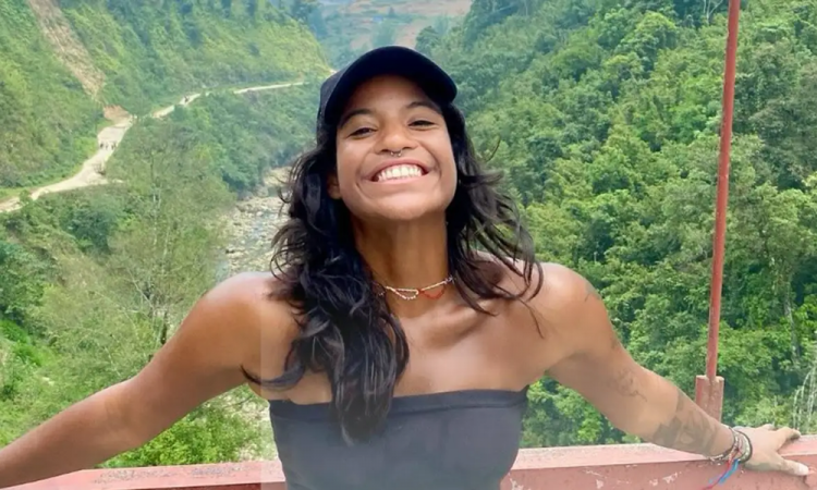 Brasileira desaparecida após acidente em vulcão na Indonésia volta a ser localizada brasileira-desaparecida-apos-acidente-em-vulcao-na-indonesia-volta-a-ser-localizada