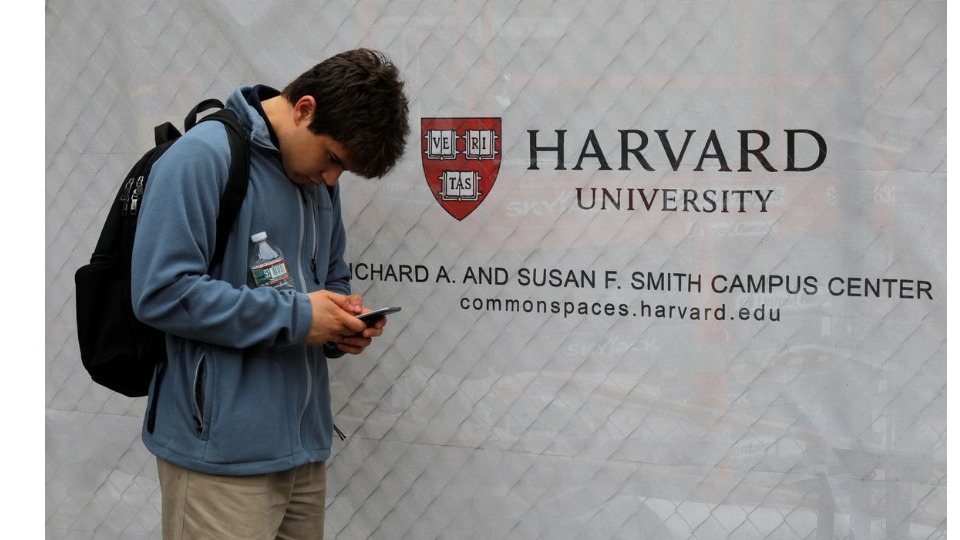 EUA vai monitorar redes de brasileiros que pedirem visto de estudante eua-vai-monitorar-redes-de-brasileiros-que-pedirem-visto-de-estudante