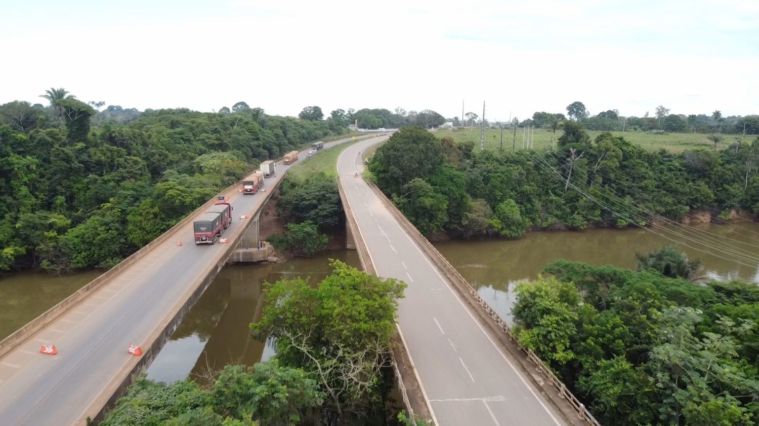 Estacionar no acostamento será proibido durante interdição da ponte sobre o rio Candeias, em RO estacionar-no-acostamento-sera-proibido-durante-interdicao-da-ponte-sobre-o-rio-candeias,-em-ro