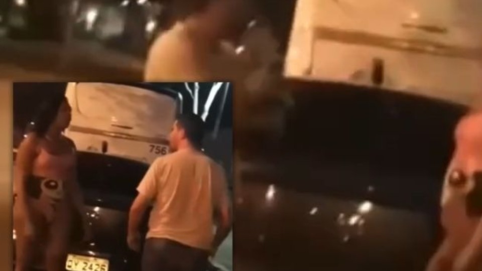 VÍDEO: mulher trans parte para cima de cliente caloteiro: video:-mulher-trans-parte-para-cima-de-cliente-caloteiro: