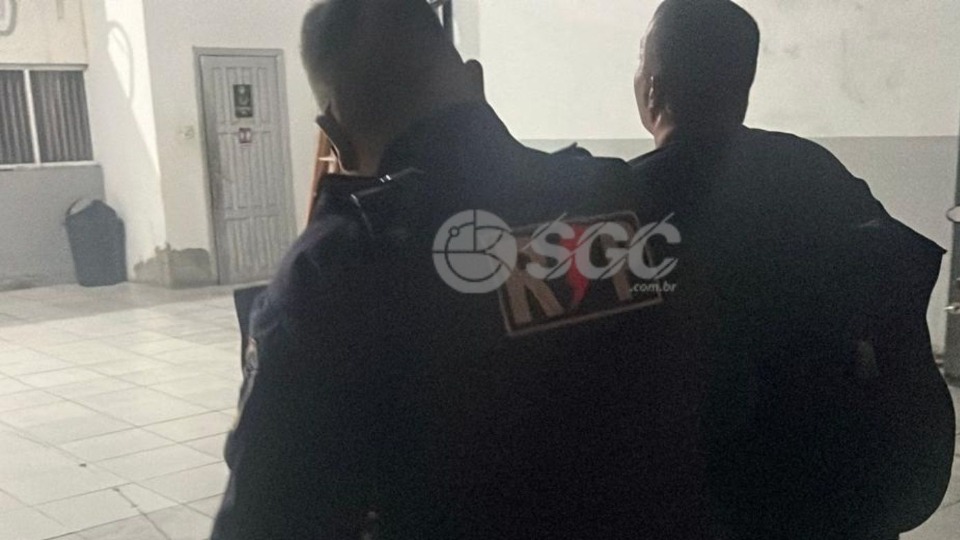 Homem é preso por agredir ex-companheira e ameaçá-la de morte em Porto Velho homem-e-preso-por-agredir-ex-companheira-e-ameaca-la-de-morte-em-porto-velho