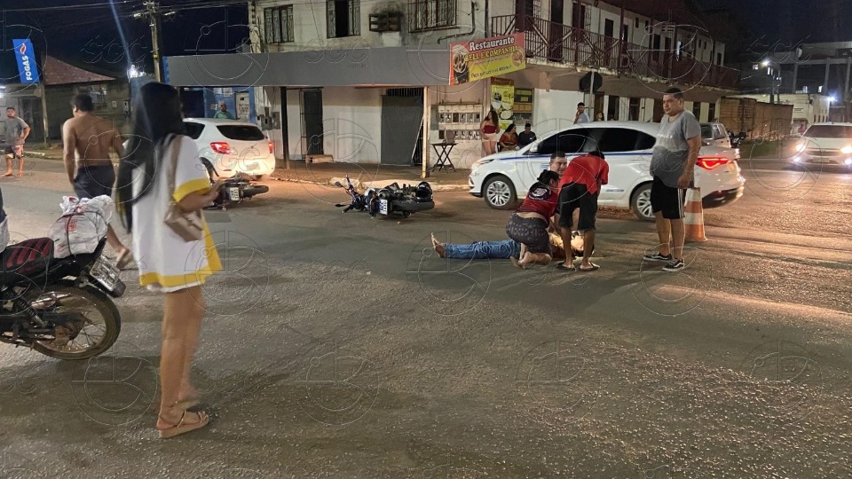 Três pessoas ficam feridas após colisão entre motocicletas na zona Sul tres-pessoas-ficam-feridas-apos-colisao-entre-motocicletas-na-zona-sul