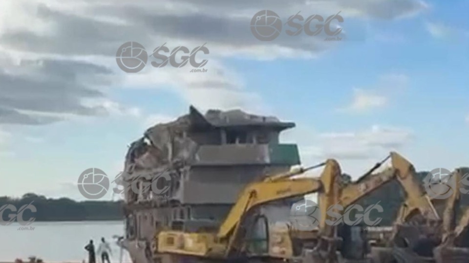 VÍDEO: Barco Hospital Walter Bártolo é retirado do rio Mamoré após naufrágio de quase 60 dias video:-barco-hospital-walter-bartolo-e-retirado-do-rio-mamore-apos-naufragio-de-quase-60-dias