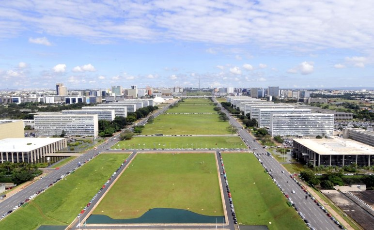 Cortes no Orçamento já afetam dia a dia do INSS, universidades e Forças Armadas cortes-no-orcamento-ja-afetam-dia-a-dia-do-inss,-universidades-e-forcas-armadas