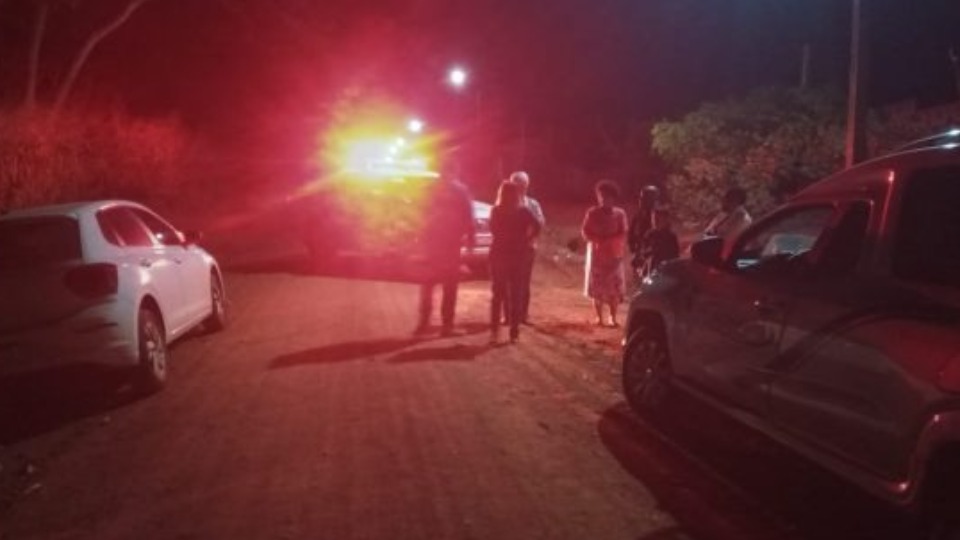 Corpo de homem é encontrado em matagal em Rondônia corpo-de-homem-e-encontrado-em-matagal-em-rondonia