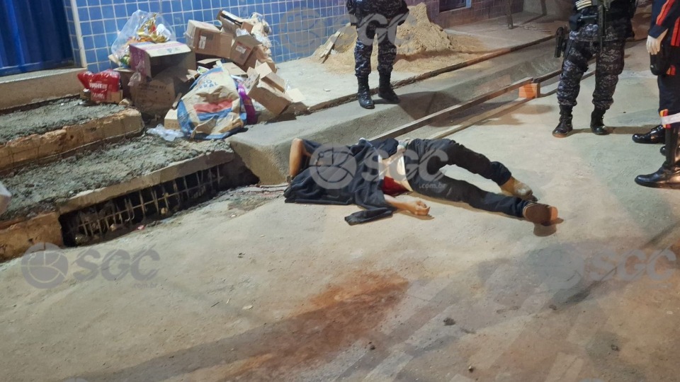 VÍDEO: Homem é assassinado a tiros em Porto Velho video:-homem-e-assassinado-a-tiros-em-porto-velho