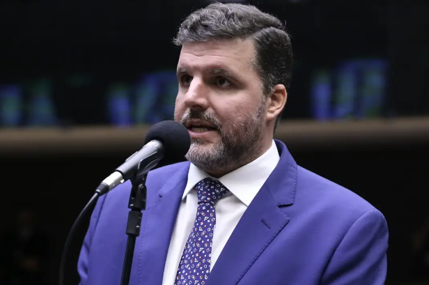 Líder da frente ruralista critica Plano Safra de Lula: ‘Peça de marketing’ lider-da-frente-ruralista-critica-plano-safra-de-lula:-‘peca-de-marketing’