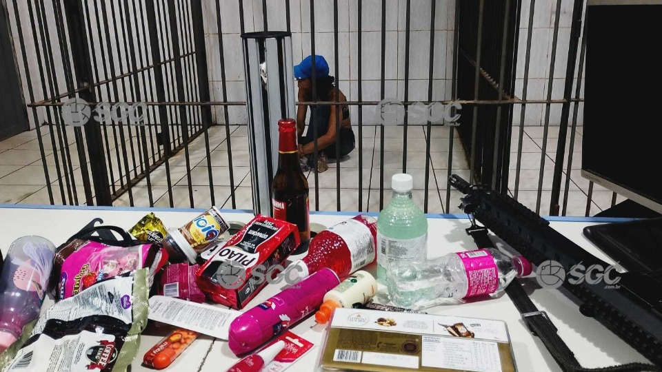 Mulher é presa após furtar supermercado na zona norte de Porto Velho mulher-e-presa-apos-furtar-supermercado-na-zona-norte-de-porto-velho