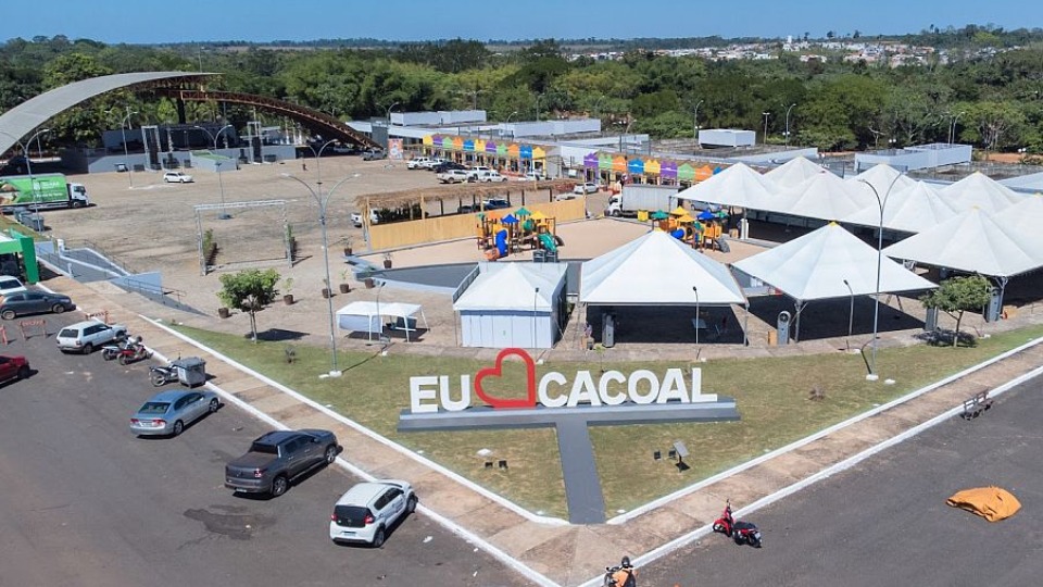 Vídeo: CAFECAU 2025 destaca protagonismo estudantil e fortalecimento do empreendedorismo video:-cafecau-2025-destaca-protagonismo-estudantil-e-fortalecimento-do-empreendedorismo