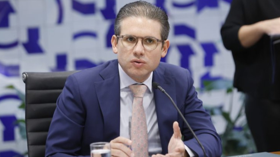 Hugo Motta elogia decisão de Moraes de suspender o aumento do IOF hugo-motta-elogia-decisao-de-moraes-de-suspender-o-aumento-do-iof