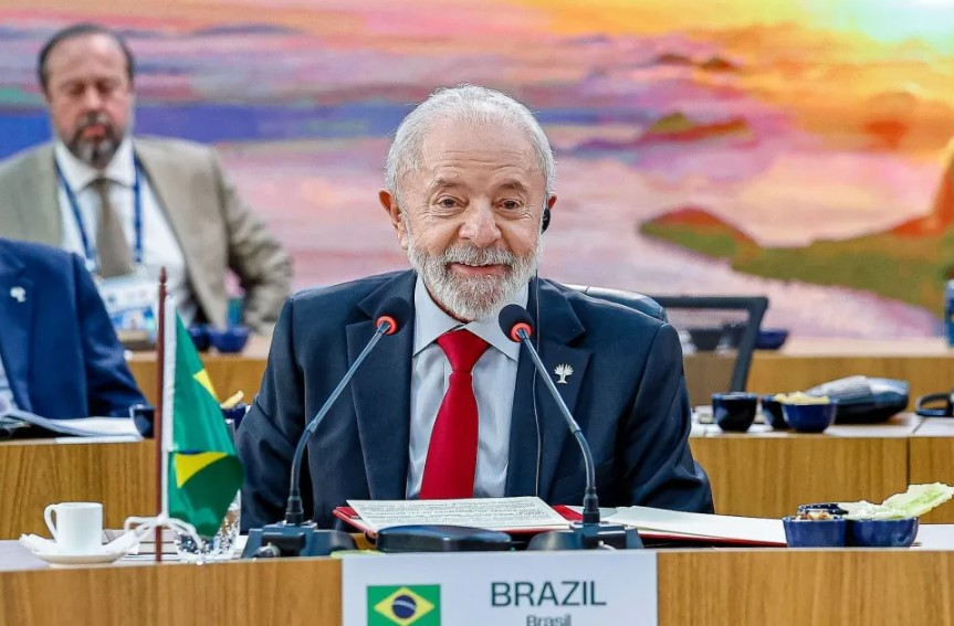 Lula é desaprovado por 51,8% diz pesquisa Atlas/Bloomberg lula-e-desaprovado-por-51,8%-diz-pesquisa-atlas/bloomberg