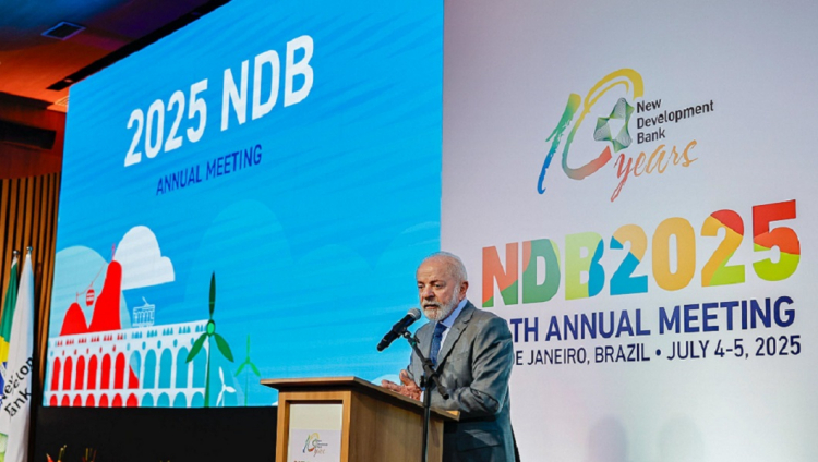 ‘Não há um número negativo neste país, a não ter taxa Selic que não depende de nós’, diz Lula ‘nao-ha-um-numero-negativo-neste-pais,-a-nao-ter-taxa-selic-que-nao-depende-de-nos’,-diz-lula