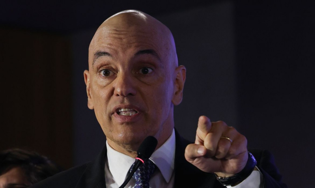 lider-da-direita-na-espanha-diz-que-moraes-e-“carrasco-da-democracia”
