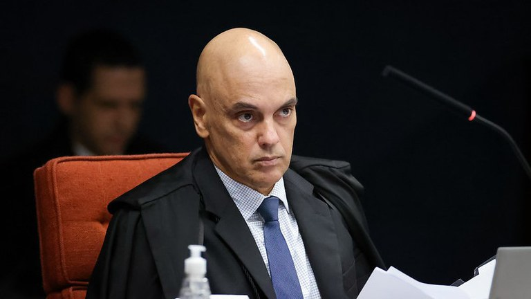 Embaixada dos EUA diz que STF é “Supremo Tribunal de Moraes” embaixada-dos-eua-diz-que-stf-e-“supremo-tribunal-de-moraes”