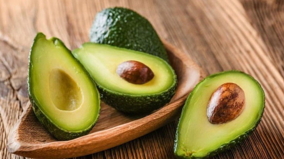 Chá do caroço do abacate: veja benefícios e como preparar a bebida cha-do-caroco-do-abacate:-veja-beneficios-e-como-preparar-a-bebida