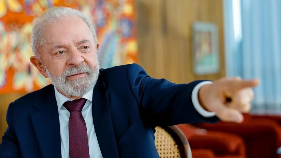 Lula manifesta solidariedade a ministros do STF após sanções dos EUA lula-manifesta-solidariedade-a-ministros-do-stf-apos-sancoes-dos-eua