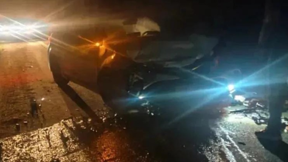 Homem morre após carro cair em ribanceira na BR-364 homem-morre-apos-carro-cair-em-ribanceira-na-br-364