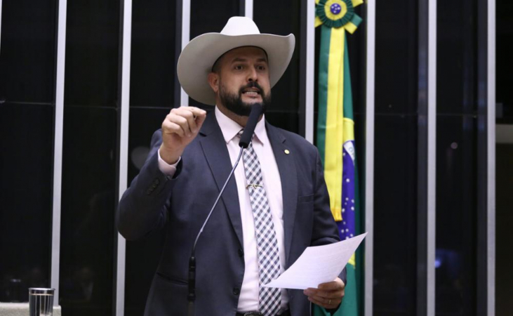 Após pressão por paralisação, Zé Trovão diz que vai consultar caminhoneiros apos-pressao-por-paralisacao,-ze-trovao-diz-que-vai-consultar-caminhoneiros