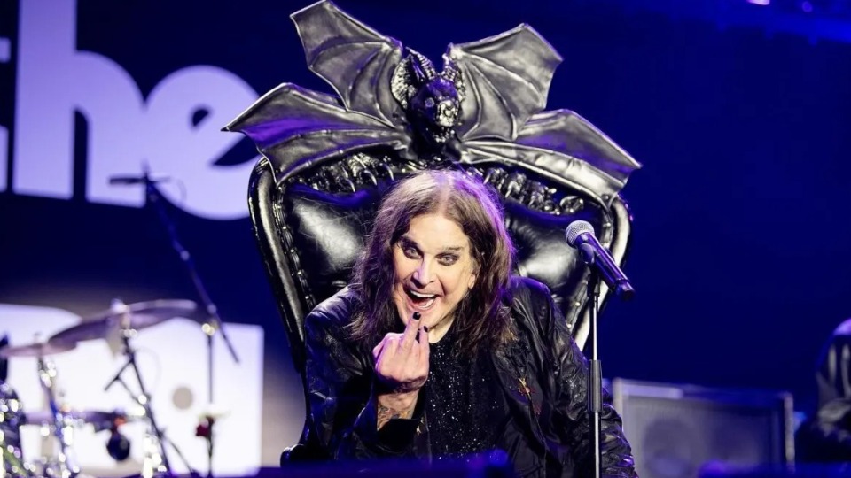 Morre cantor de rock Ozzy Osbourne aos 76 anos morre-cantor-de-rock-ozzy-osbourne-aos-76-anos