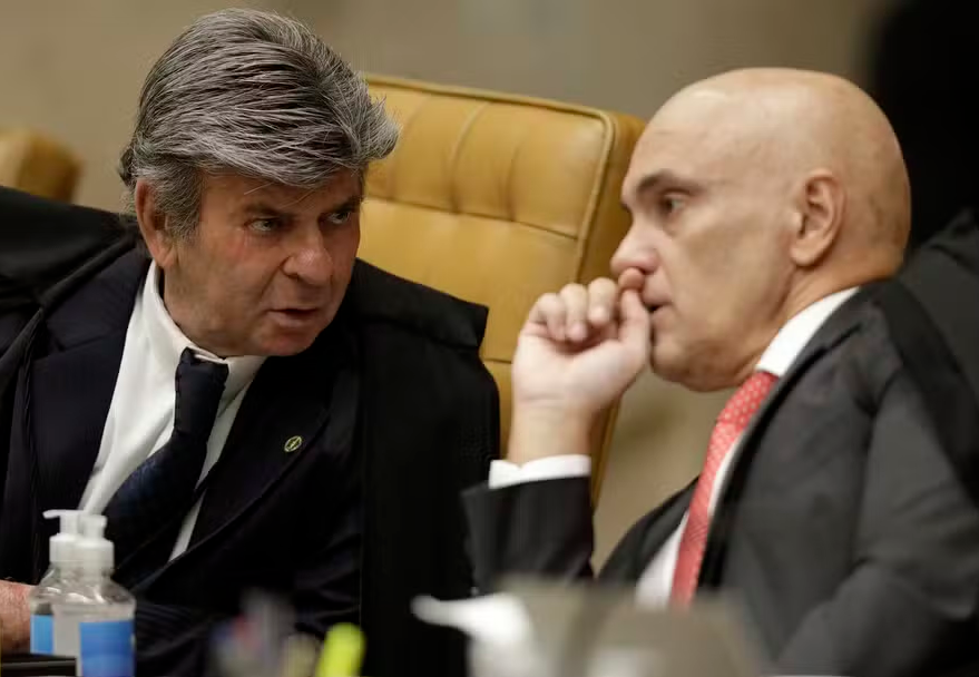 Fux diverge de Moraes e vota contra cautelares impostas a Bolsonaro fux-diverge-de-moraes-e-vota-contra-cautelares-impostas-a-bolsonaro