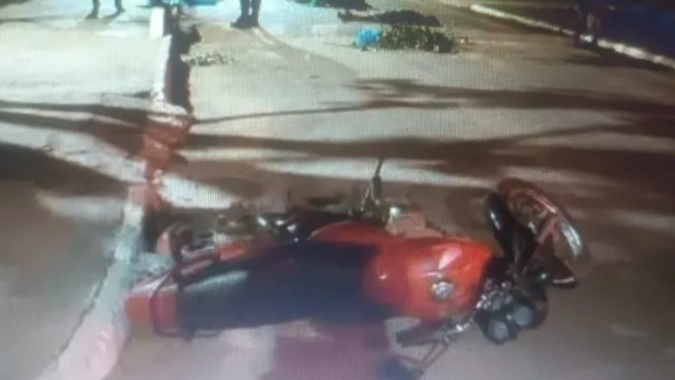 Jovem é assassinado a facadas enquanto pilotava moto em Rondônia jovem-e-assassinado-a-facadas-enquanto-pilotava-moto-em-rondonia