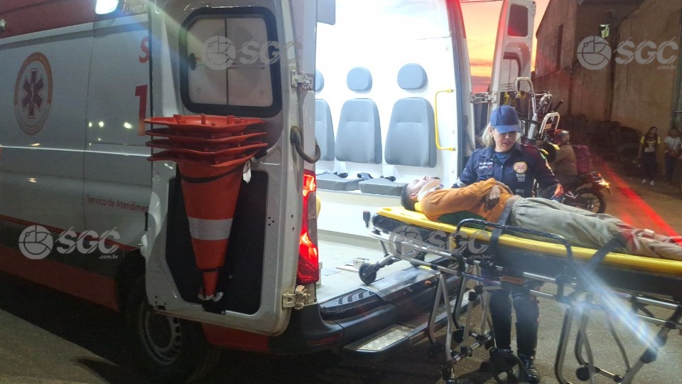 Motociclista sofre queda e possível fratura após atropelar cachorro em Porto Velho motociclista-sofre-queda-e-possivel-fratura-apos-atropelar-cachorro-em-porto-velho