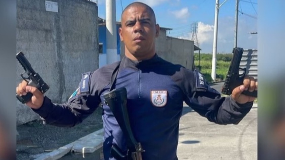 Sargento da PM morre após troca de tiros com assaltantes sargento-da-pm-morre-apos-troca-de-tiros-com-assaltantes