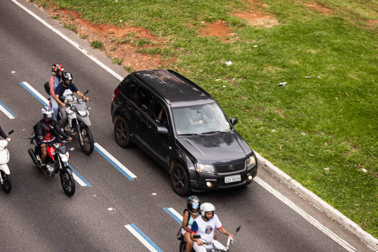 Com disparada de mortes, governo Lula cria plano de segurança para motociclistas com-disparada-de-mortes,-governo-lula-cria-plano-de-seguranca-para-motociclistas