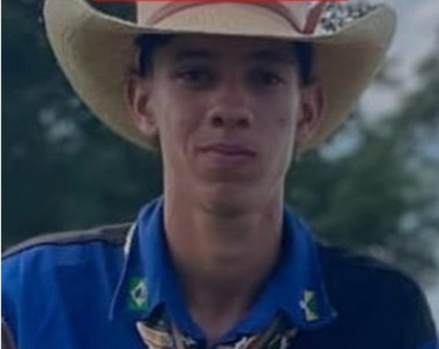 Jovem de 19 anos morre afogado ao tentar atravessar represa com amigos em RO jovem-de-19-anos-morre-afogado-ao-tentar-atravessar-represa-com-amigos-em-ro