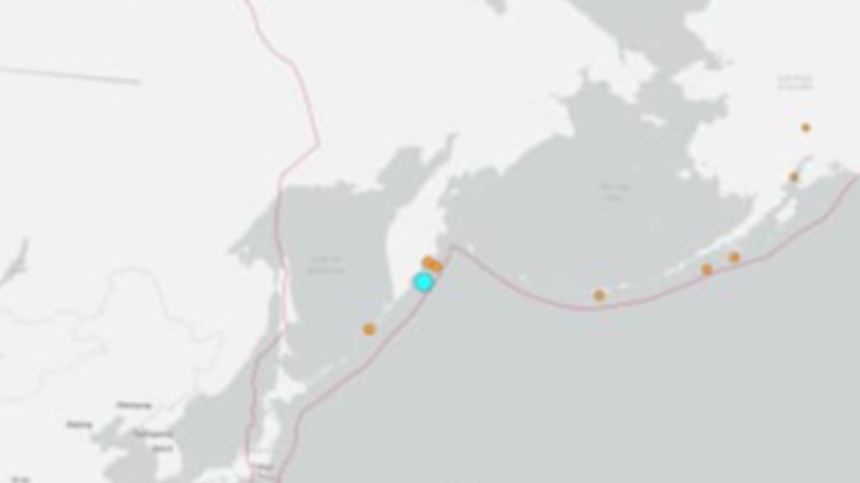 Terremoto de magnitude 8 atinge costa da Rússia e provoca alerta de tsunami terremoto-de-magnitude-8-atinge-costa-da-russia-e-provoca-alerta-de-tsunami