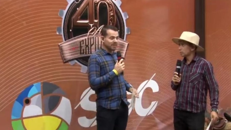 Acompanhe ao vivo a quarta noite da Expoari 2025 acompanhe-ao-vivo-a-quarta-noite-da-expoari-2025