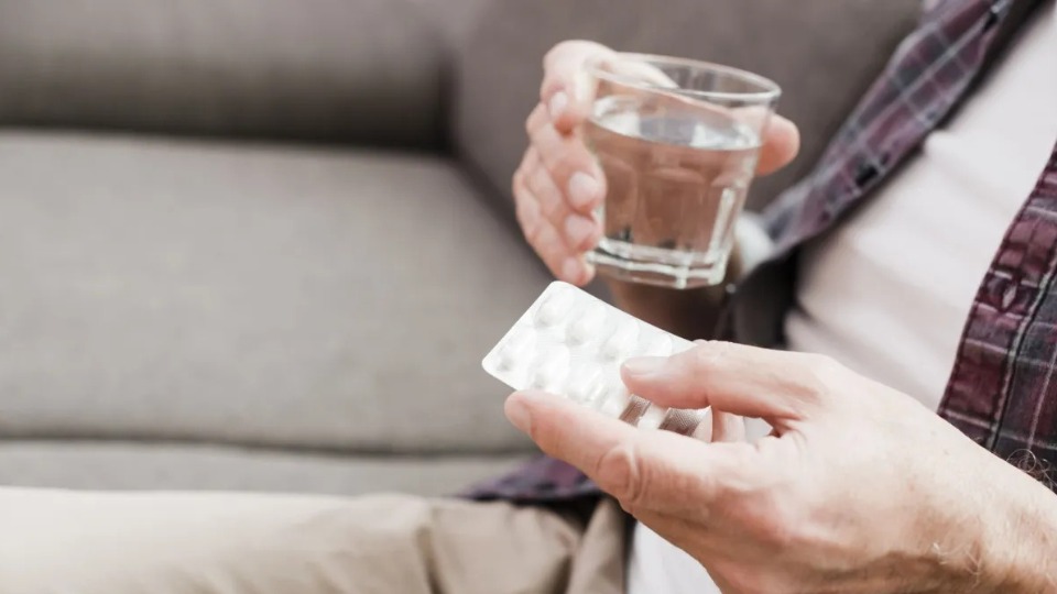 Uso de antidepressivos aumenta 12,4% entre adultos no Brasil, diz estudo uso-de-antidepressivos-aumenta-12,4%-entre-adultos-no-brasil,-diz-estudo
