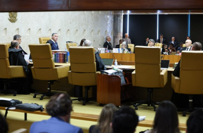 Oito ministros não se manifestam a favor de Moraes em sessão do STF oito-ministros-nao-se-manifestam-a-favor-de-moraes-em-sessao-do-stf