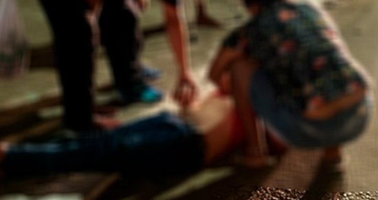 Morador de rua é agredido com paulada na cabeça após discussão na BR–319 morador-de-rua-e-agredido-com-paulada-na-cabeca-apos-discussao-na-br–319