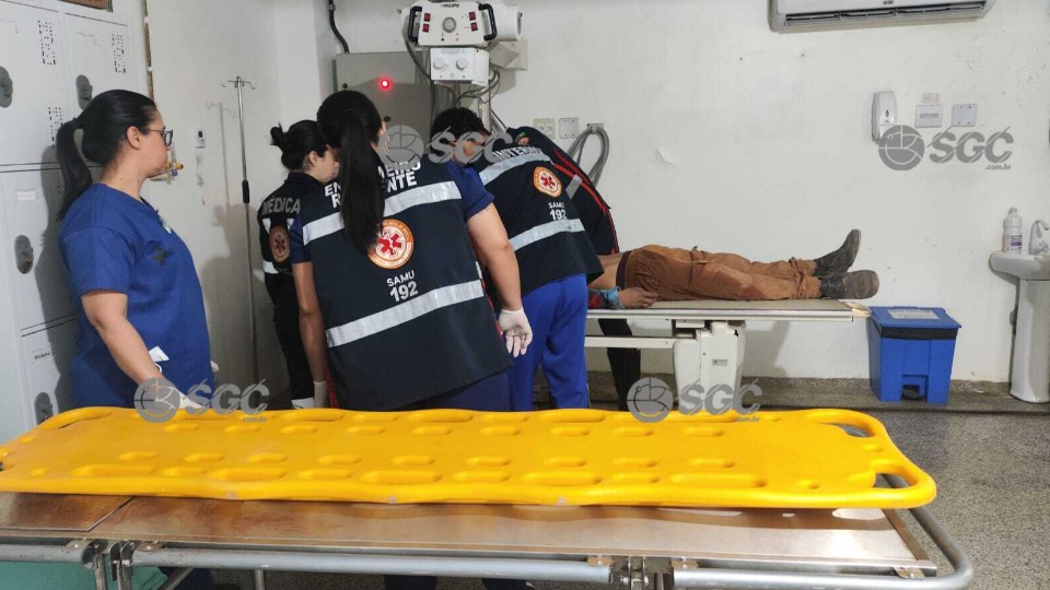 Jovem sofre queda grave de telhado enquanto fazia reparo em casa na zona Leste de Porto Velho jovem-sofre-queda-grave-de-telhado-enquanto-fazia-reparo-em-casa-na-zona-leste-de-porto-velho