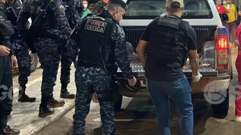 Suspeito é baleado durante confronto com a PM na zona Leste suspeito-e-baleado-durante-confronto-com-a-pm-na-zona-leste