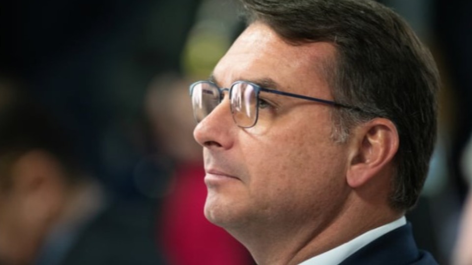 Aliados defendem que Bolsonaro indique Flávio como seu advogado no STF aliados-defendem-que-bolsonaro-indique-flavio-como-seu-advogado-no-stf