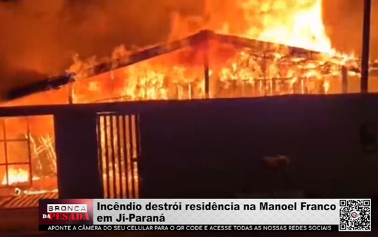 Incêndio destrói residência na Manoel Franco em Ji Paraná incendio-destroi-residencia-na-manoel-franco-em-ji-parana
